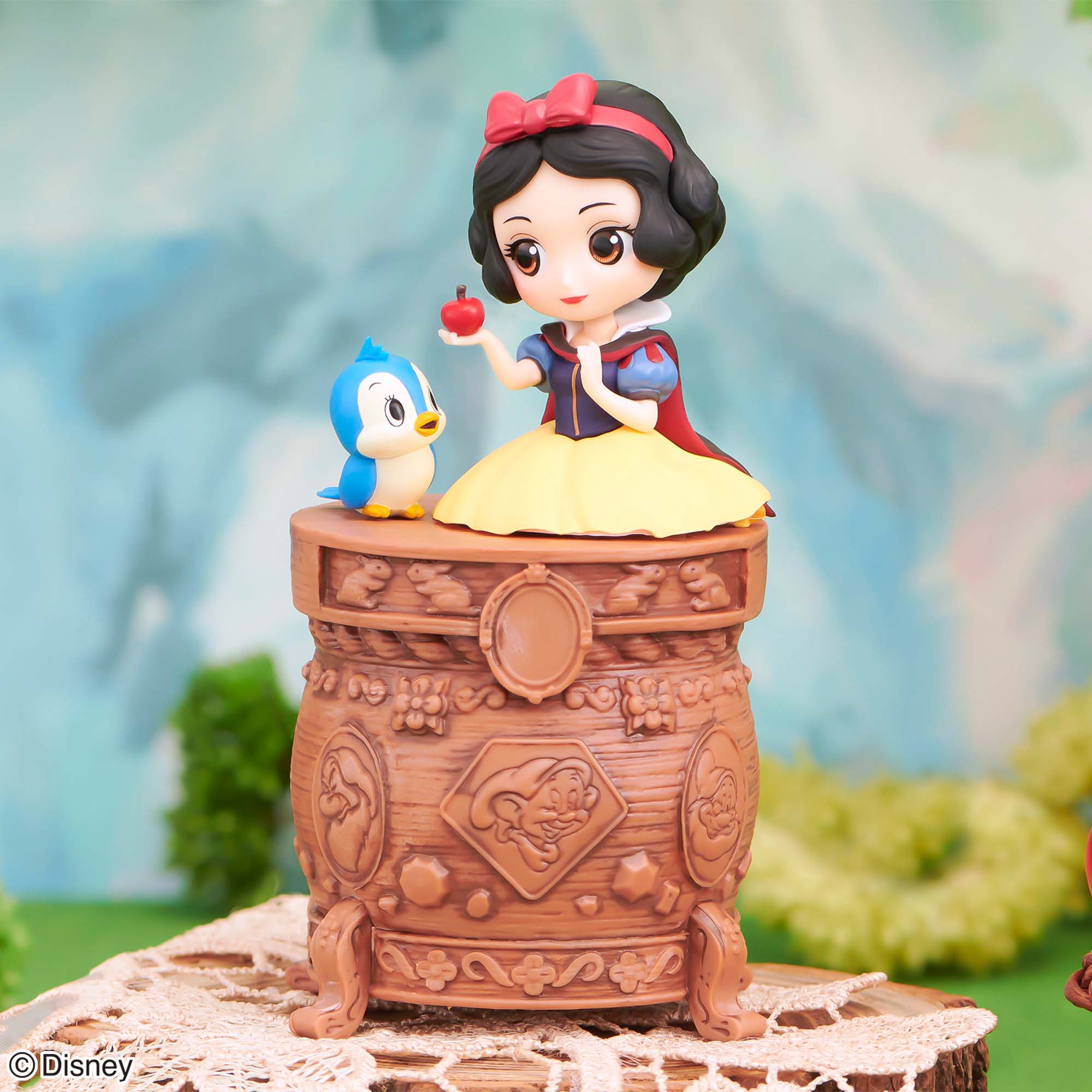 Q posket stories Disney Characters -Snow White-